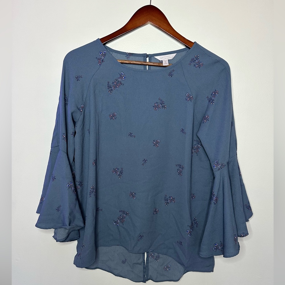 LC Lauren Conrad Boho Bell Sleeve Split Back Blouse